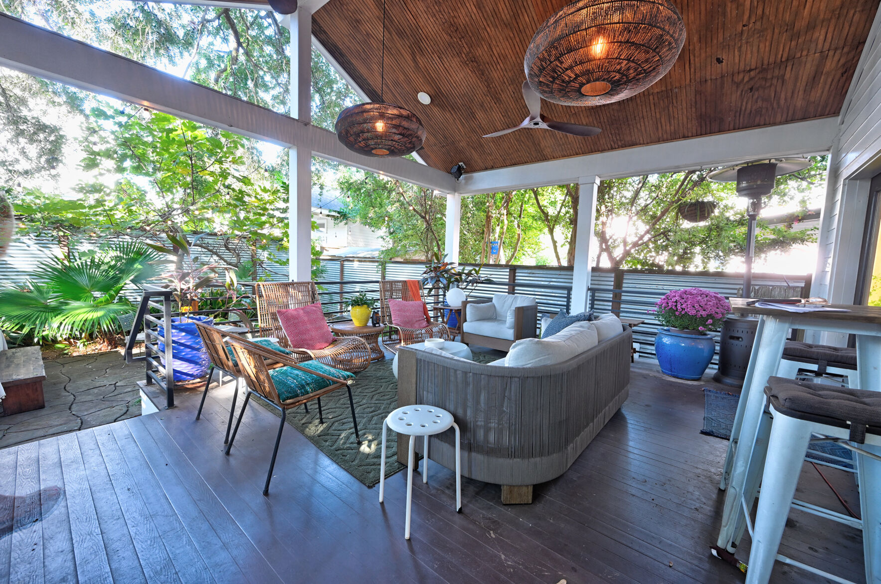 NO.Halloween.io.102525 back porch.